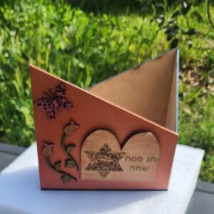 Passover "Chag Pesach" Standing Card